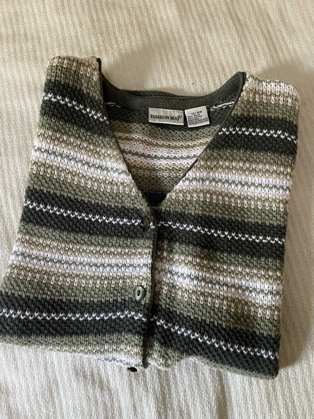 Vintage knit cardigan shirt earth tones green grannycore cottagecore